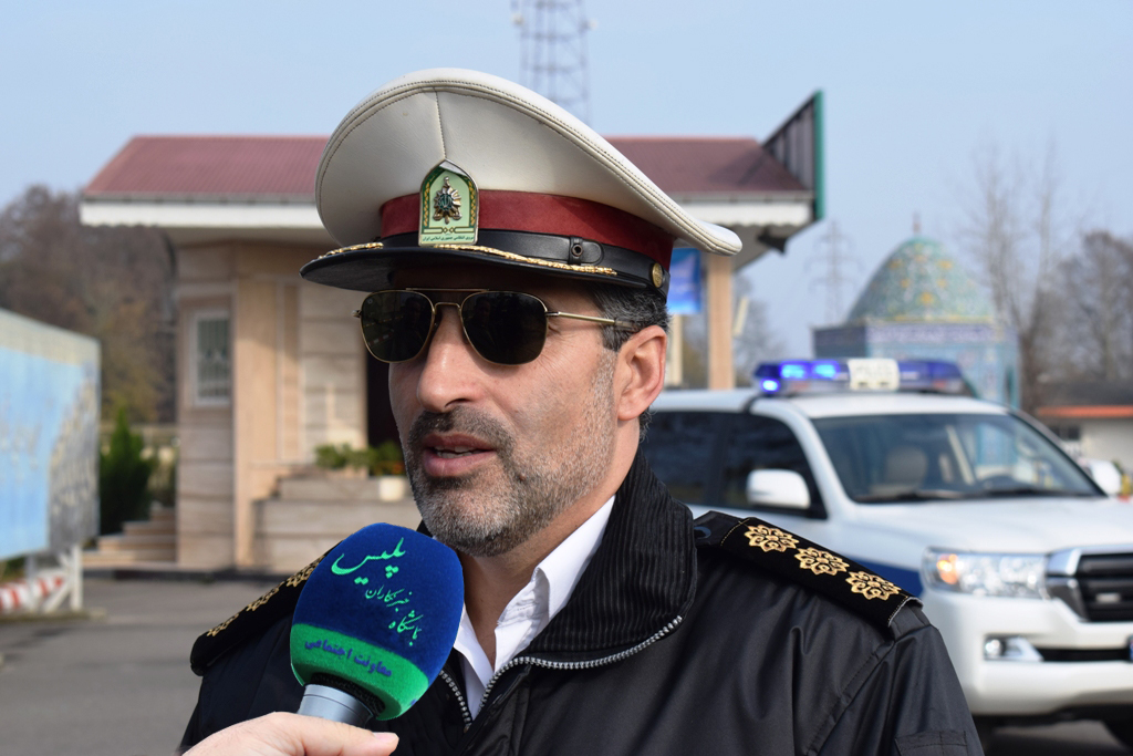 تردد در محور اسالم به خلخال فقط با زنجير چرخ تردد در محور اسالم به خلخال فقط با زنجير چرخ