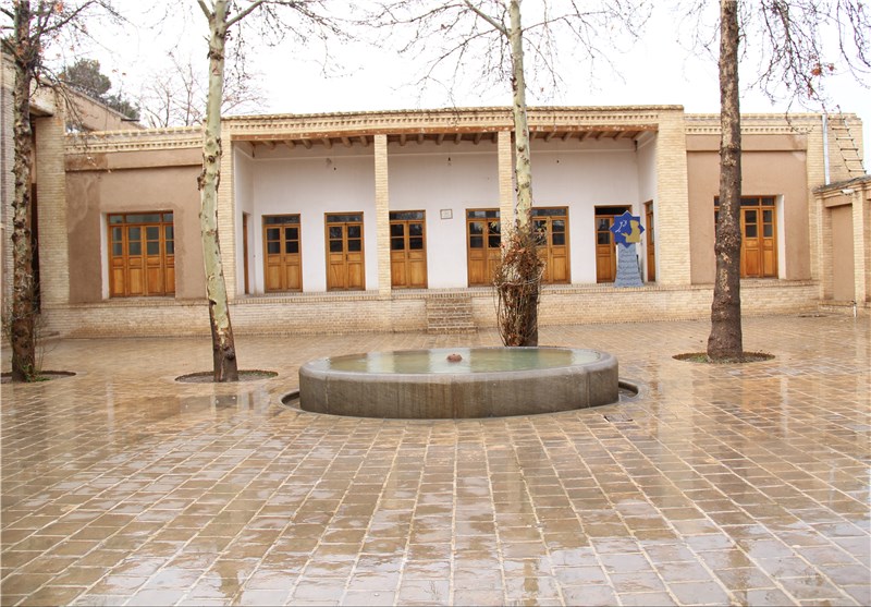 ویژگی معماری بیوت امام راحل (ره) از خمین تا تهران ویژگی معماری بیوت امام راحل (ره) از خمین تا تهران