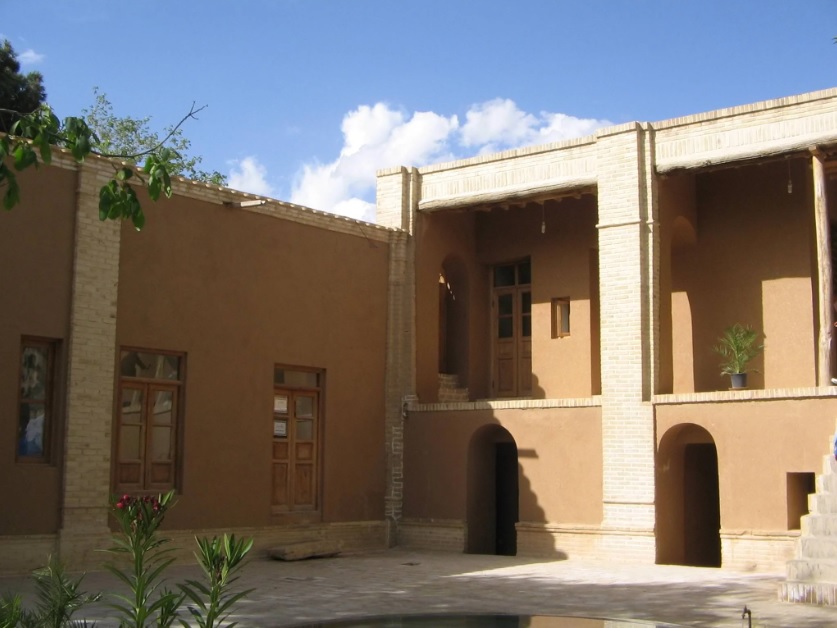 ویژگی معماری بیوت امام راحل (ره) از خمین تا تهران ویژگی معماری بیوت امام راحل (ره) از خمین تا تهران