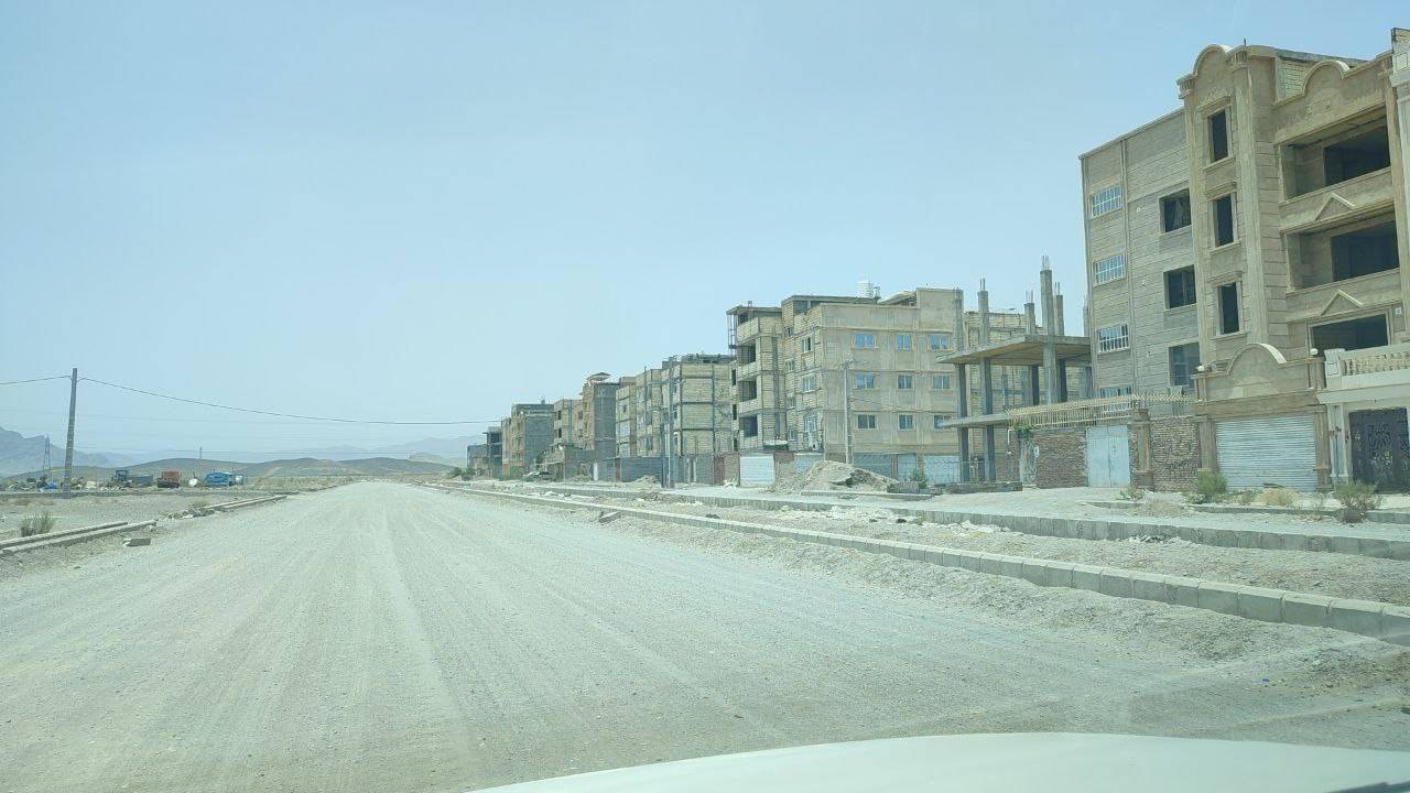 انتظار طولانی معابر غدیرشهر زاهدان برای آسفالت