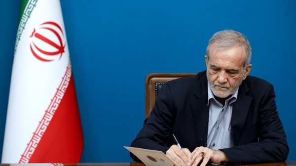 پزشکیان: امیدواریم شکستهای تاریخی عبرت مستکبران شود پزشکیان: امیدواریم شکستهای تاریخی عبرت مستکبران شود