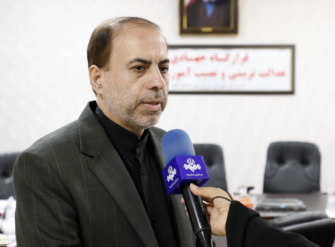 مدیر کل آموزش و پرورش قم: مدارس «دولتی عادی» حق دریافت وجه غیر مجاز در فصل ثبت نام را ندارند مدیر کل آموزش و پرورش قم: مدارس «دولتی عادی» حق دریافت وجه غیر مجاز در فصل ثبت نام را ندارند