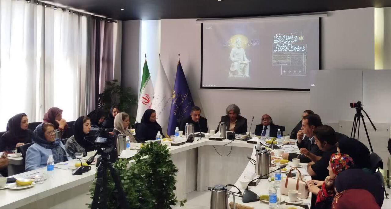 جلالالدین کزازی:زبان فارسی پیشرفتهترین زبان جهان از دید ساختاراست جلالالدین کزازی:زبان فارسی پیشرفتهترین زبان جهان از دید ساختاراست