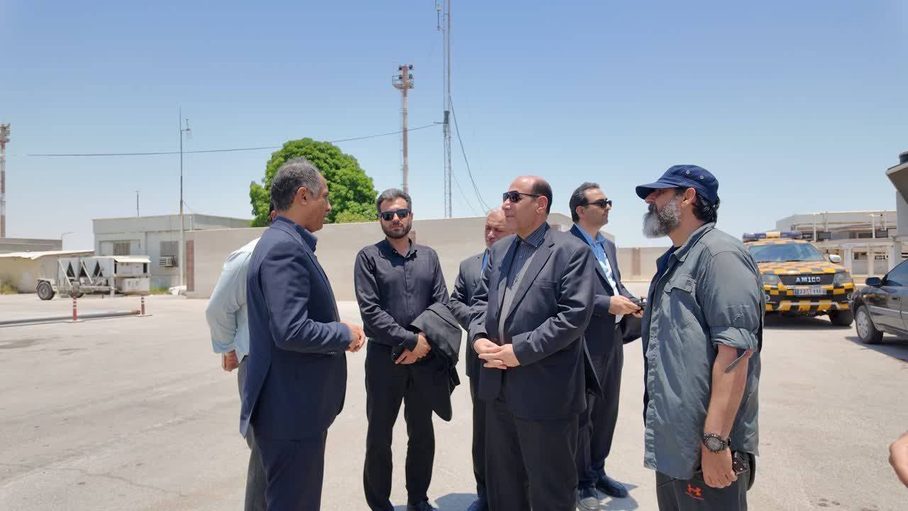 تسریع در روند ایمنسازی و بازگشایی فرودگاه بینالمللی بندرعباس تسریع در روند ایمنسازی و بازگشایی فرودگاه بینالمللی بندرعباس