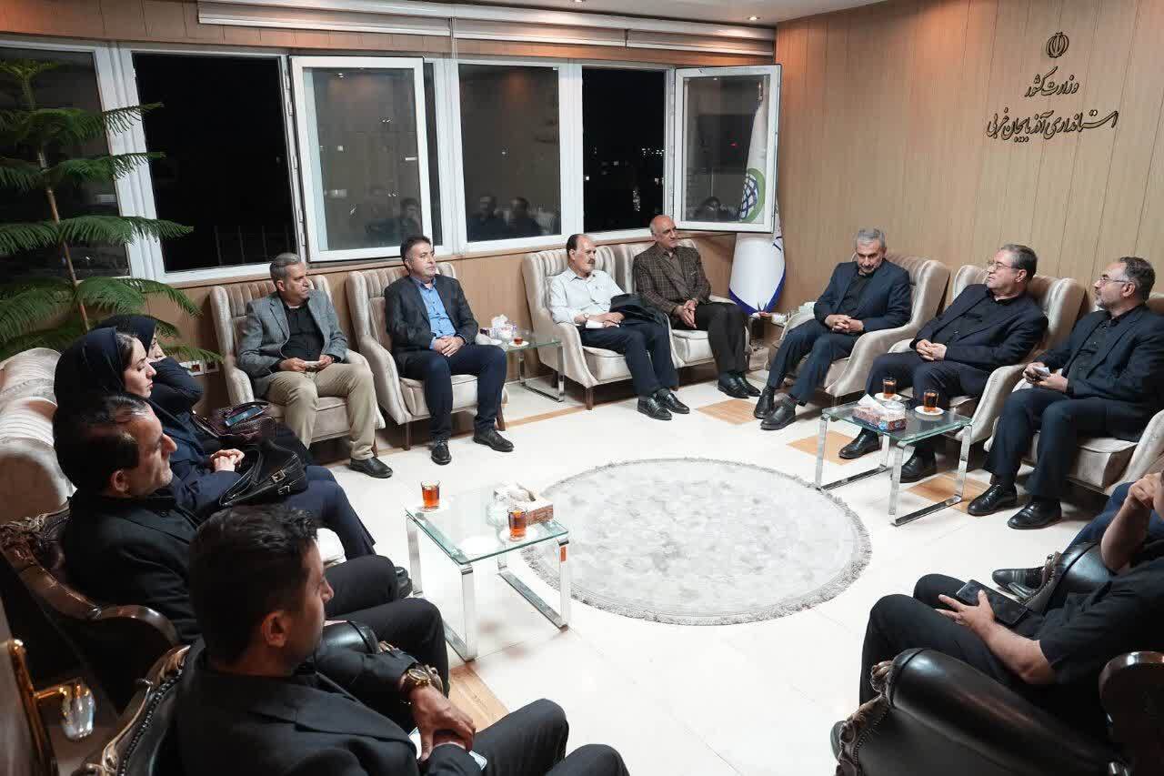 نشست هیئتمدیره خانه مطبوعات استان با استاندار آذربایجانغربی نشست هیئتمدیره خانه مطبوعات استان با استاندار آذربایجانغربی