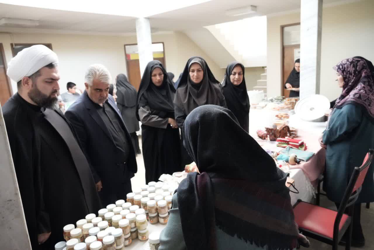 برگزاری نمایشگاه دستاوردها و توانمندیهای زنان روستایی شهرستان ارومیه برگزاری نمایشگاه دستاوردها و توانمندیهای زنان روستایی شهرستان ارومیه