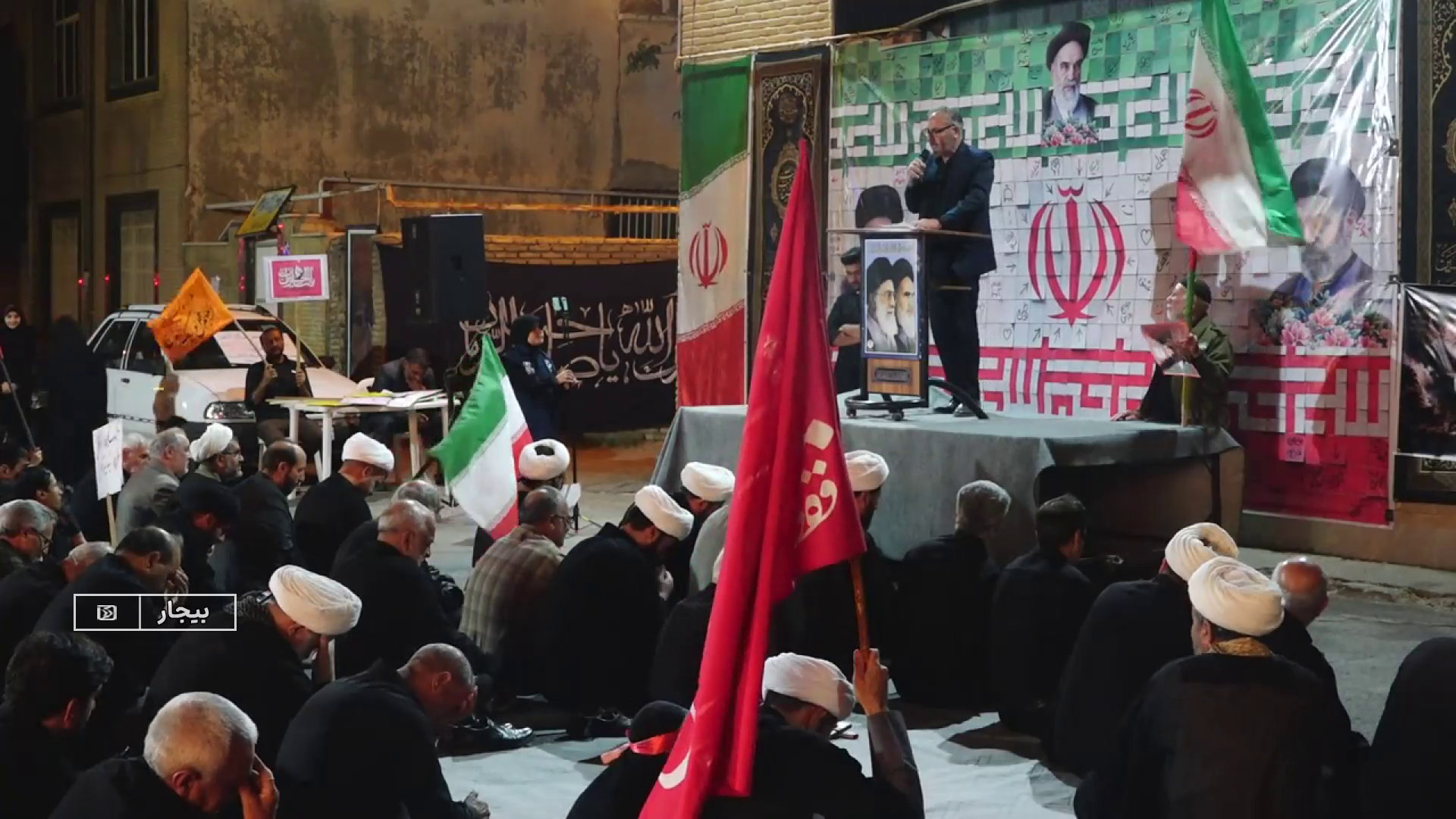 صدوبیستوپنجمین شب اقتدار در خیابانهای کردستان صدوبیستوپنجمین شب اقتدار در خیابانهای کردستان