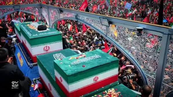 قدردانی سپاه لرستان از حضور مردم در مراسم بدرقه و وداع آقای شهید ایران